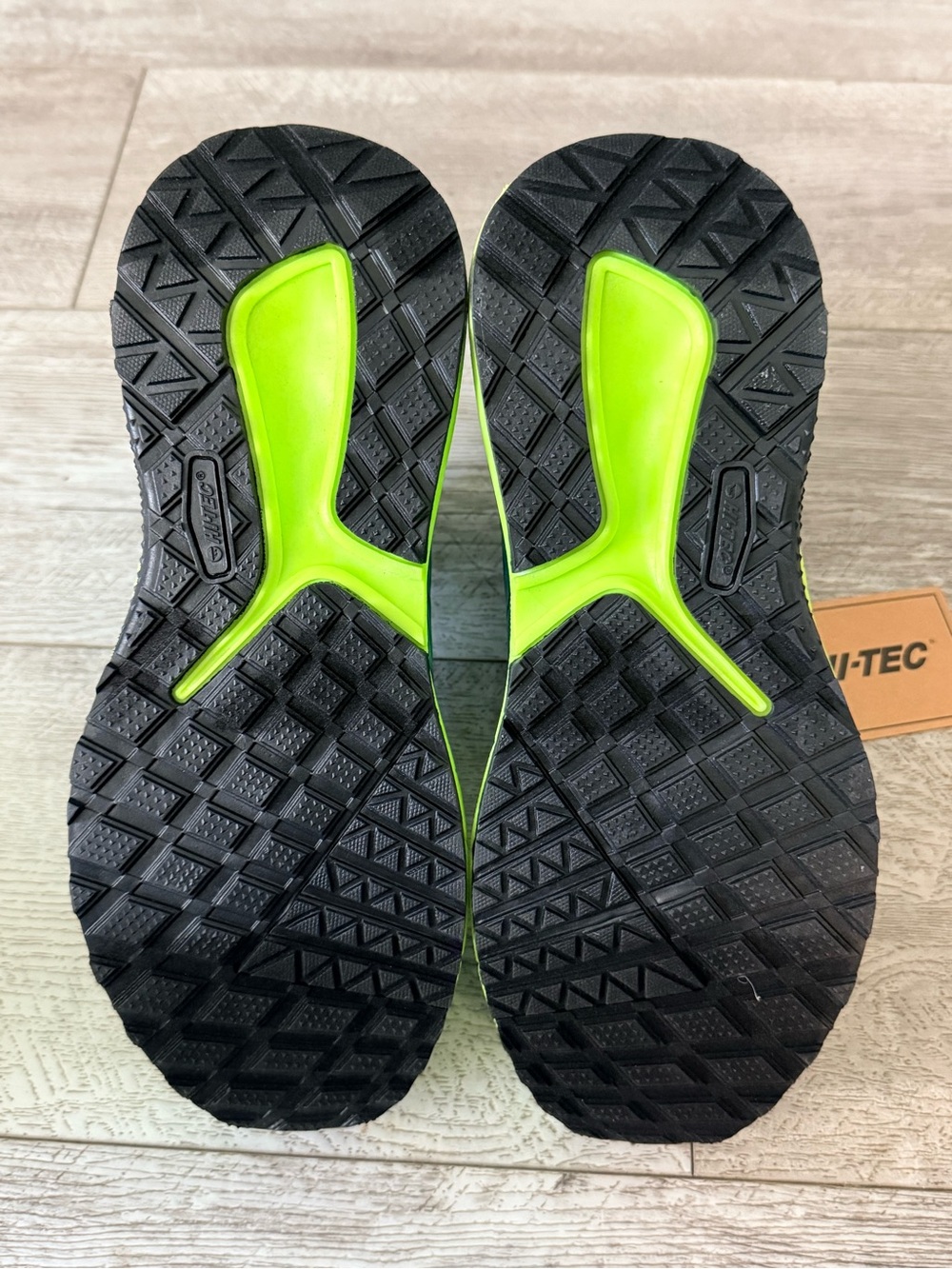 Hi-Tec Demolisher Mid Men’s 8.5 Blue Lime High Top Athletic Shoes NWT - Picture 6 of 10